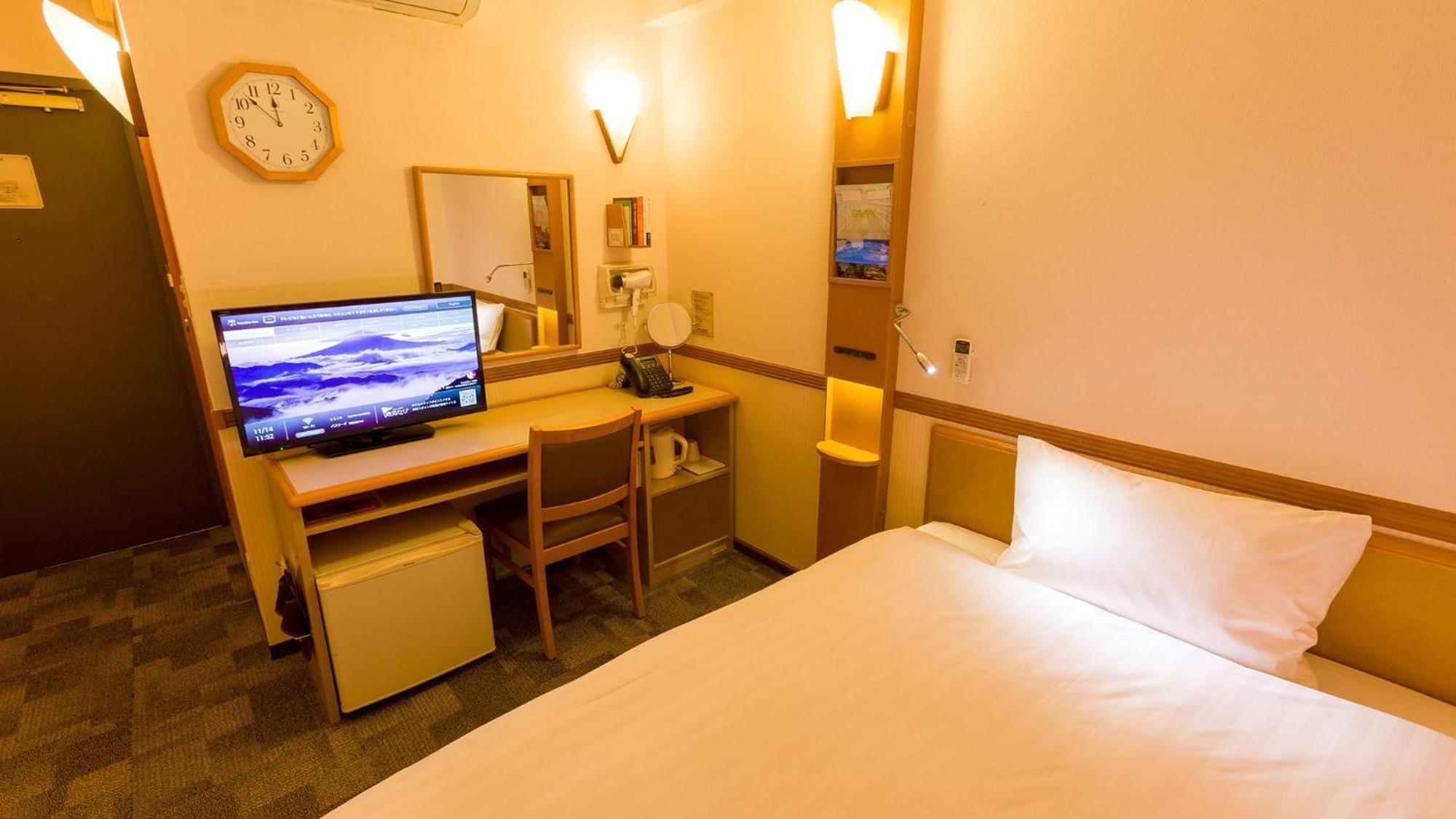 Toyoko Inn Tokyo Monzen-Nakacho Eitaibashi Номер фото